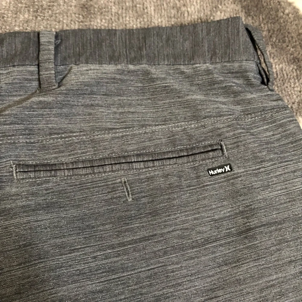 Hurley Shorts Mens Size 34 Nike Dri Fit Grey Board
